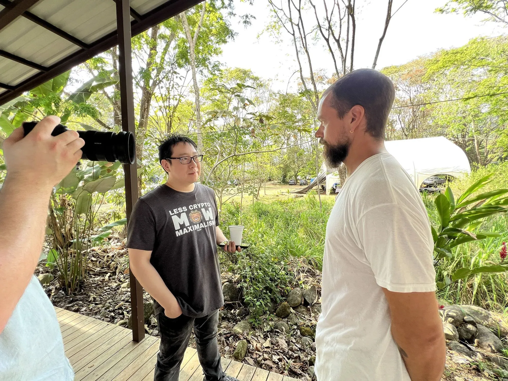Samson Mow and Jack Dorsey chatting deep in the jungle of Costa Rica