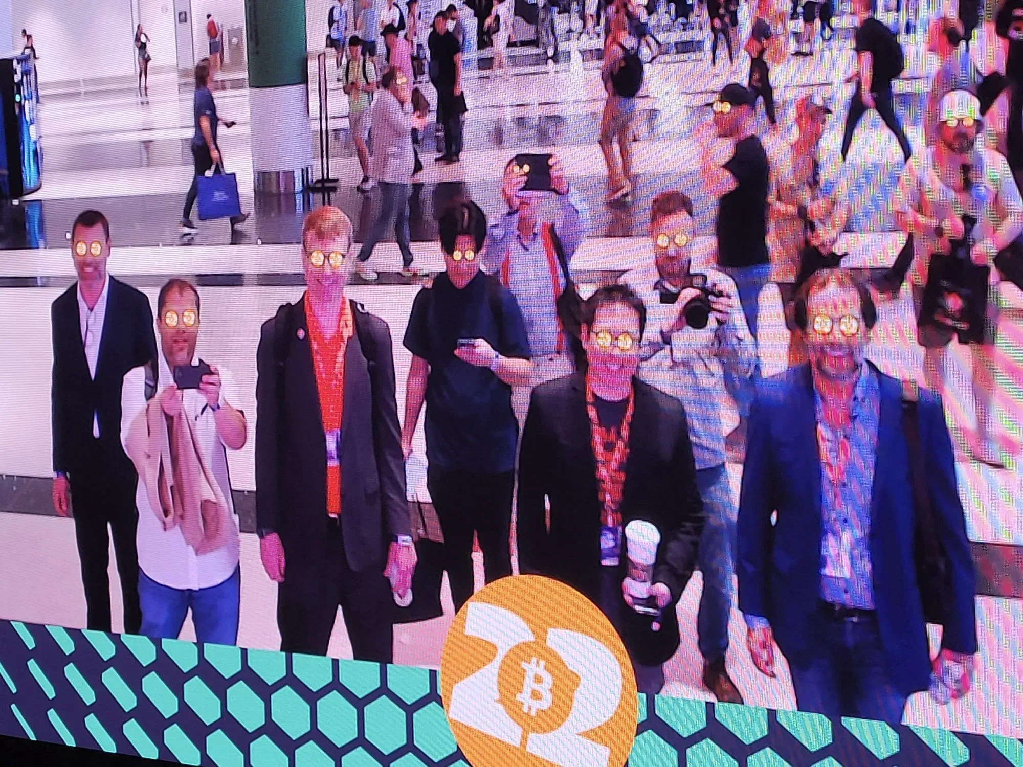 Andre Loja, President Joel Bomgar, Jonathan Zhang, Samson Mow and President Miguel Albuquerque